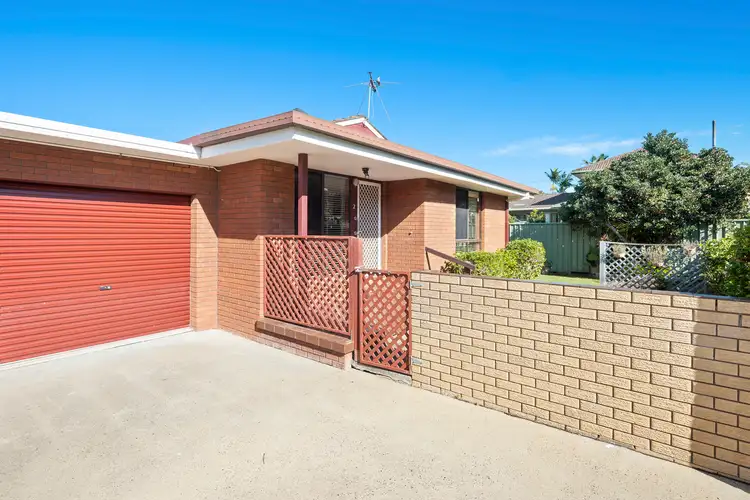 Fourth view of Homely villa listing, 2/11-13 Brunswick Avenue, Coffs Harbour NSW 2450