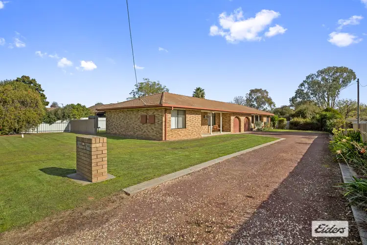 1&2/105 Hammer Street, Howlong NSW 2643
