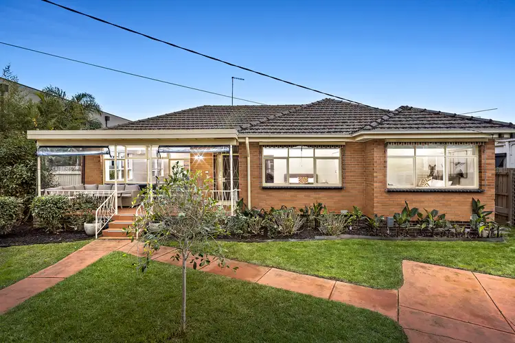 Main view of Homely unit listing, 1/39 Filbert Street, Caulfield South VIC 3162