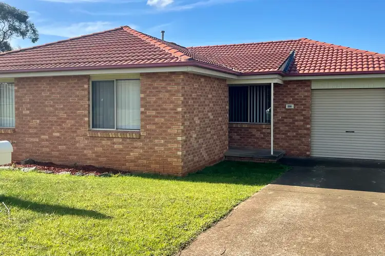 19 Hargreaves Crescent