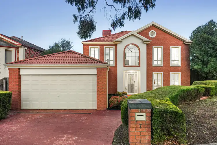 7 Ancona Drive, Mill Park VIC 3082