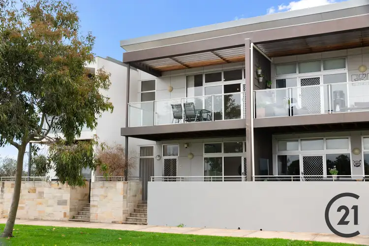 4 Yao Cove, New Port SA 5015