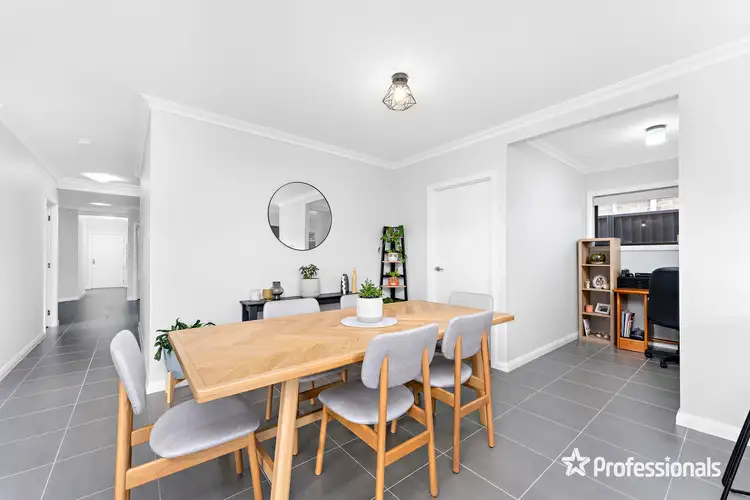 Fourth view of Homely house listing, 21 Sainsbury Road, Catherine Field NSW 2557