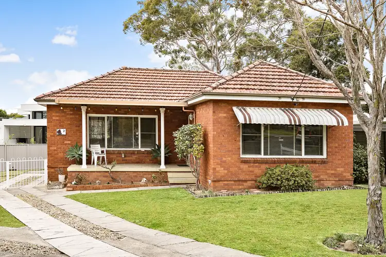2 Coolabah Place, Caringbah NSW 2229
