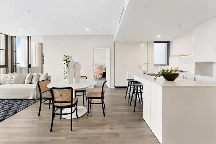 8 Sonny Leonard Street