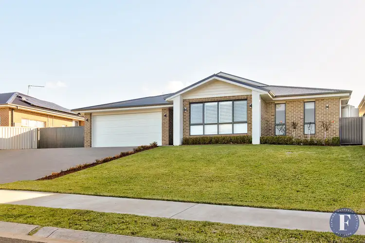 60 Jordan Place, Young NSW 2594