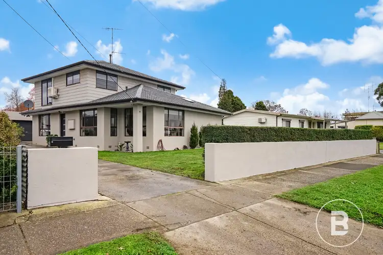 18 Bridge Street, Sebastopol VIC 3356