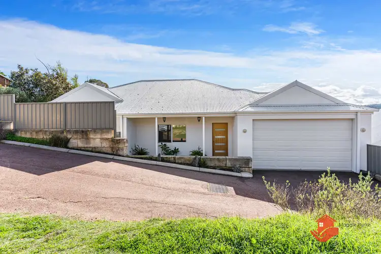 1/32 Salter Road, Mount Nasura WA 6112