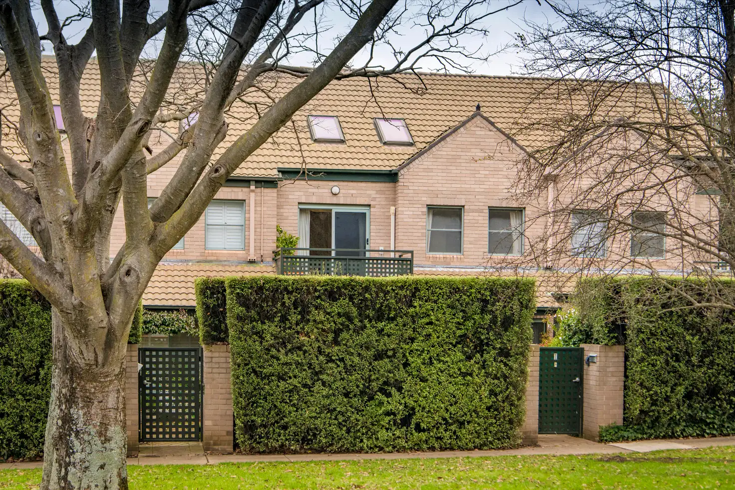 Main view of Homely townhouse listing, 2/4 Hooker Street, Yarralumla ACT 2600