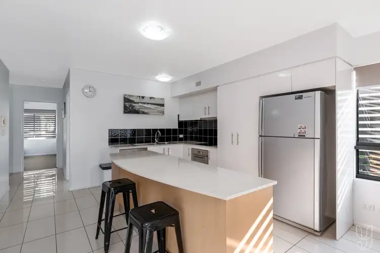 Fourth view of Homely unit listing, 12/96-98 Scenic Highway, Lammermoor QLD 4703