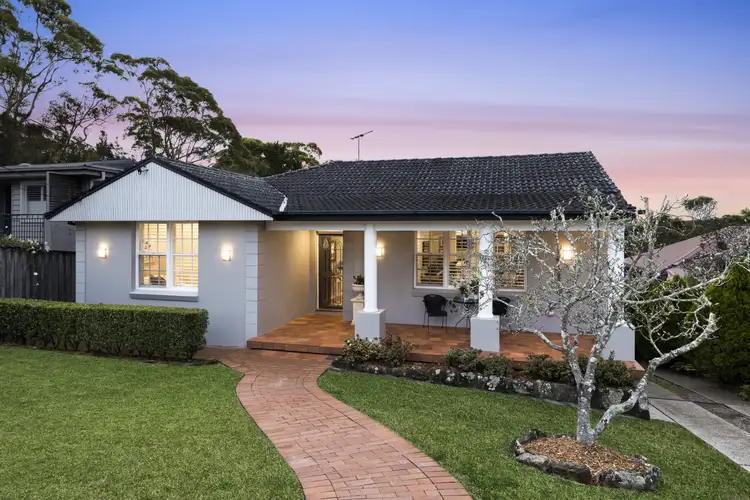 15 Peter Close, Hornsby Heights NSW 2077