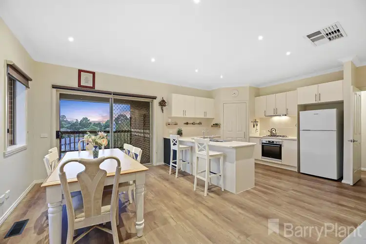 Fifth view of Homely house listing, 7 Vivian Court, Drouin VIC 3818
