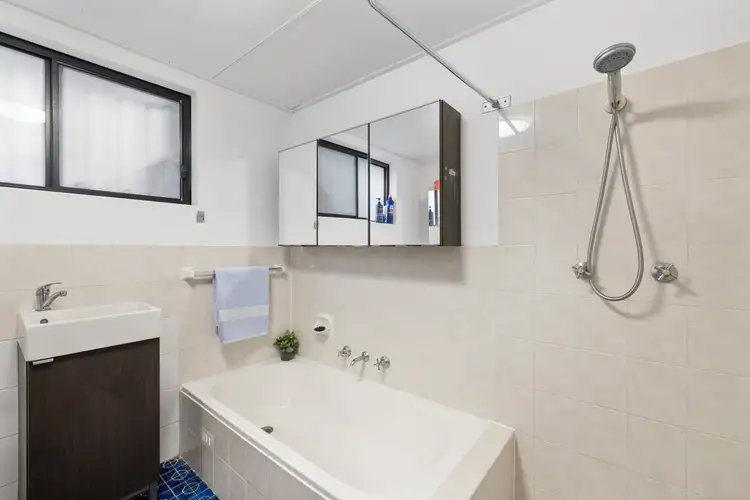 Fifth view of Homely unit listing, 2/81 Piper Street, Lilyfield NSW 2040