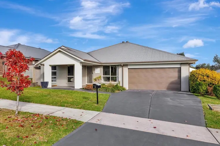 16 Moylan Vista, North Rothbury NSW 2335