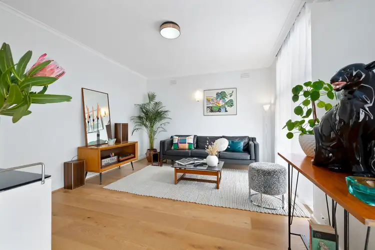 1/15 Rennie Street, Thornbury VIC 3071