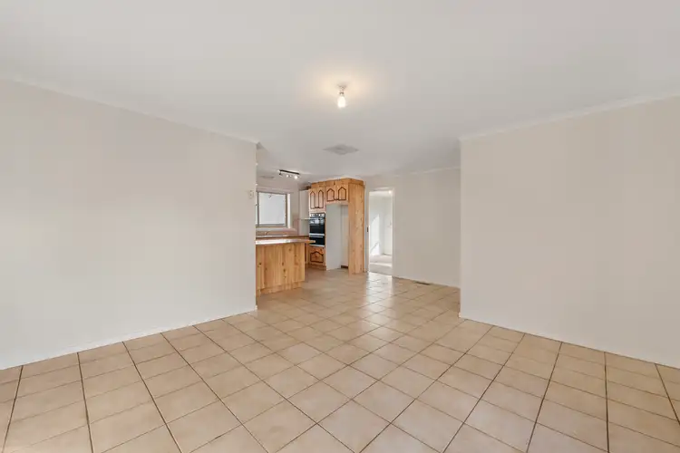 Sixth view of Homely house listing, 28 Green Gully Road, Keilor VIC 3036