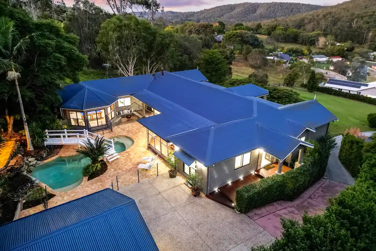 405 Bonogin Road, Bonogin QLD 4213