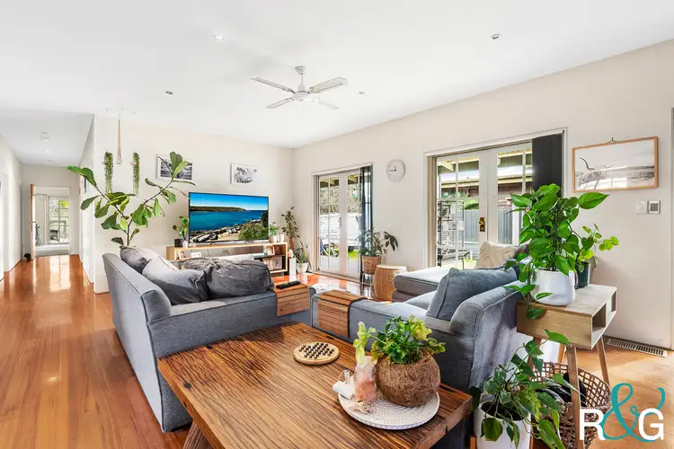 8 Morton Crescent, Bittern VIC 3918