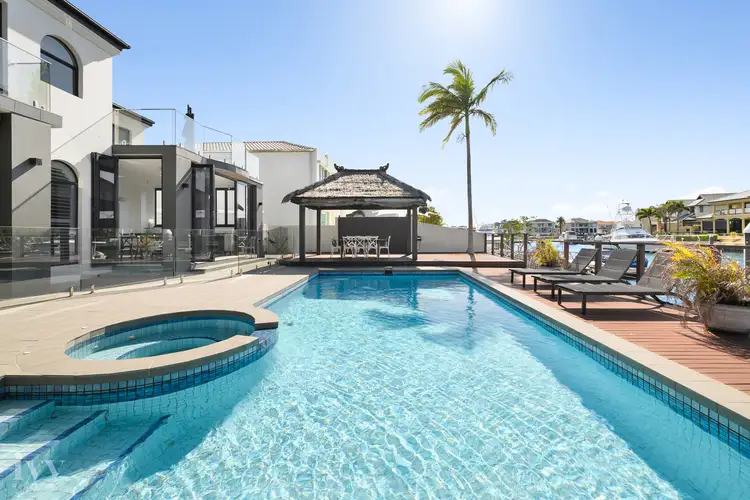 17 The Sovereign Mile, Sovereign Islands QLD 4216