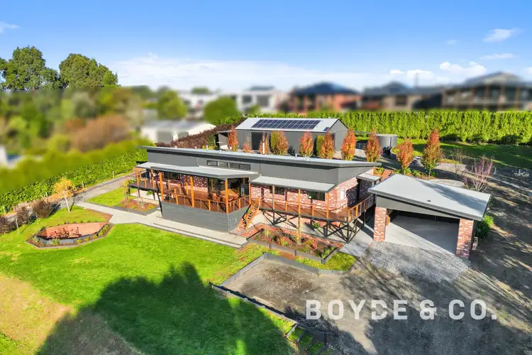 5 Green Valley Drive, Drouin VIC 3818