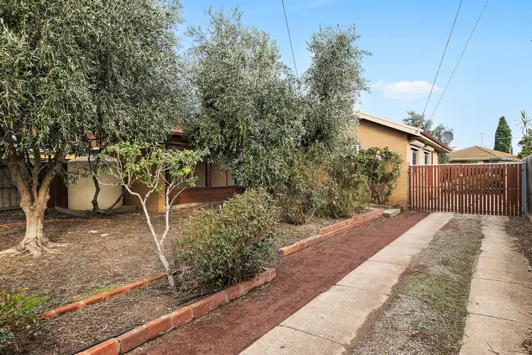 Second view of Homely house listing, 6 Schwartz Court, Corio VIC 3214