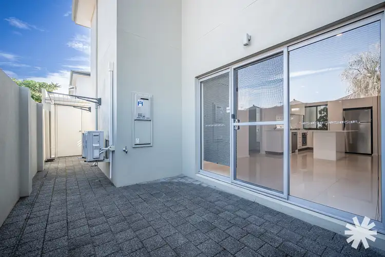 Fifth view of Homely apartment listing, 6/180 Surrey Road, Rivervale WA 6103