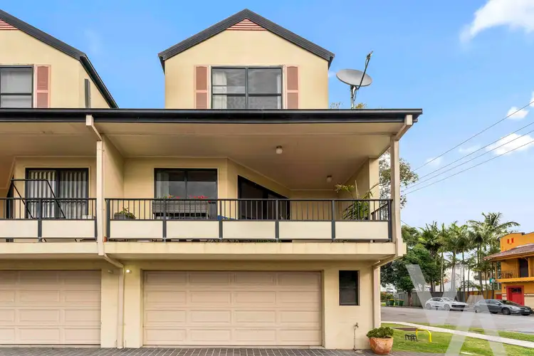 Fifth view of Homely townhouse listing, 1/33 Bishopsgate Street, Wickham NSW 2293