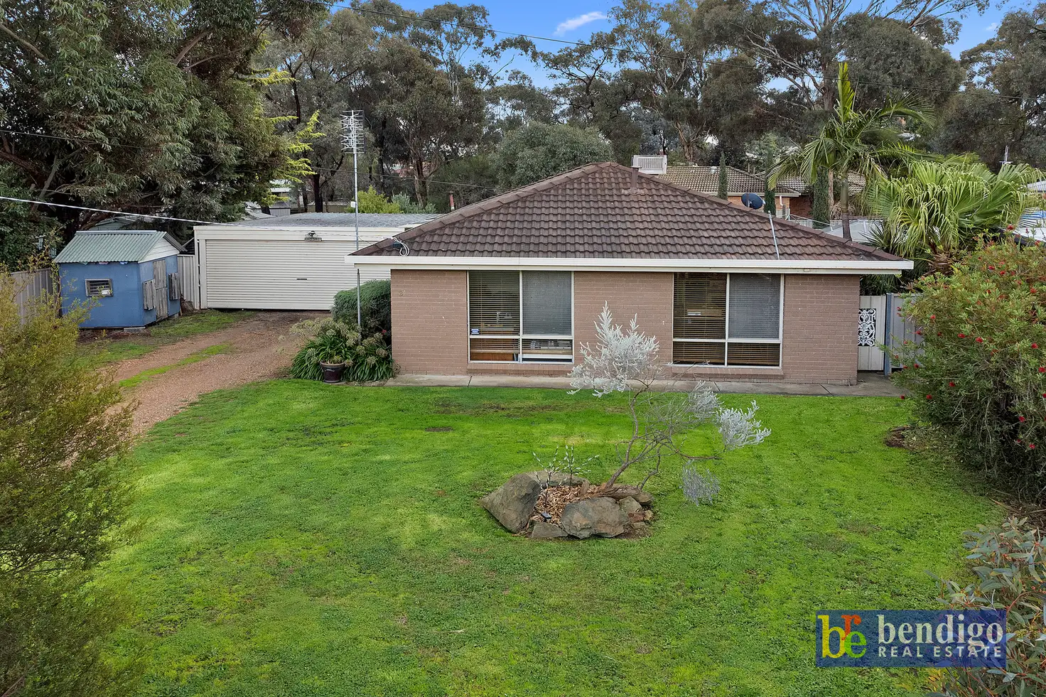 Main view of Homely house listing, 2 Deakin Drive, Flora Hill VIC 3550