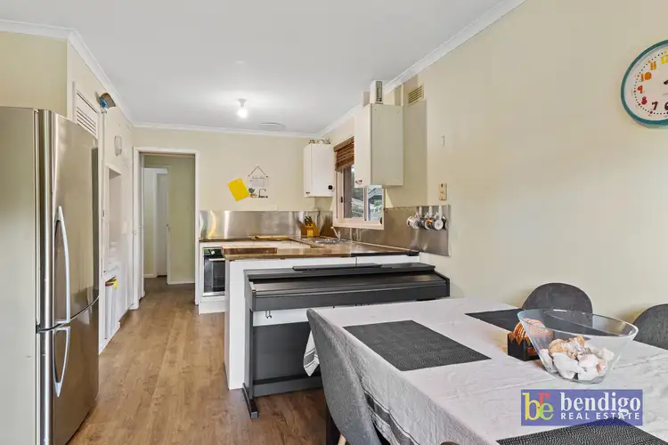 Fifth view of Homely house listing, 2 Deakin Drive, Flora Hill VIC 3550