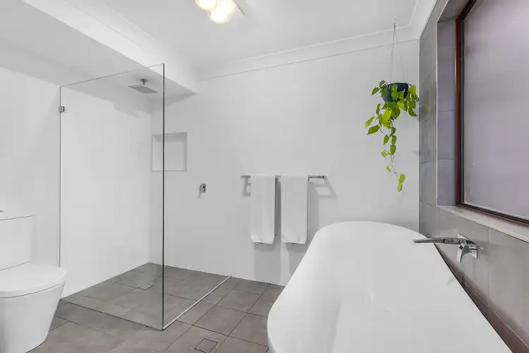 Fourth view of Homely house listing, 10 Barkala Street, Lisarow NSW 2250