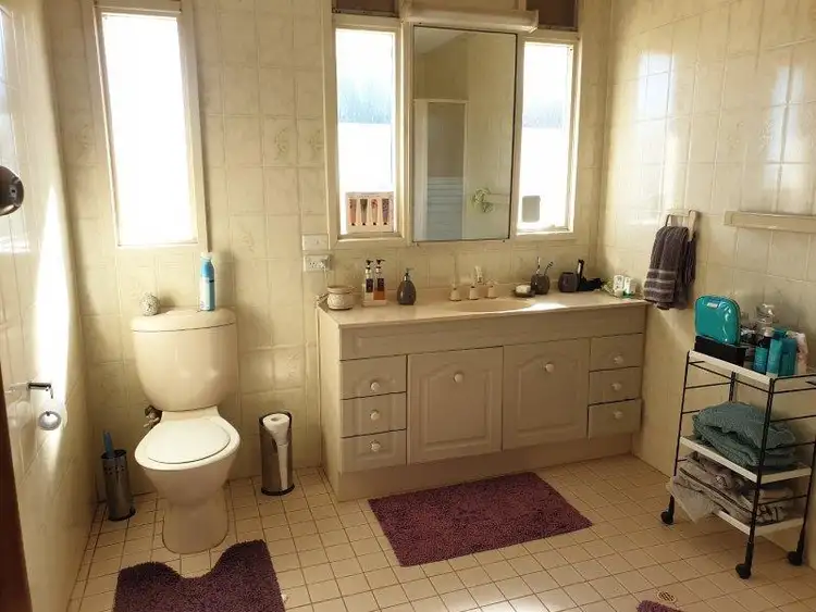 Seventh view of Homely house listing, 8 Craggs Court, Carnarvon WA 6701
