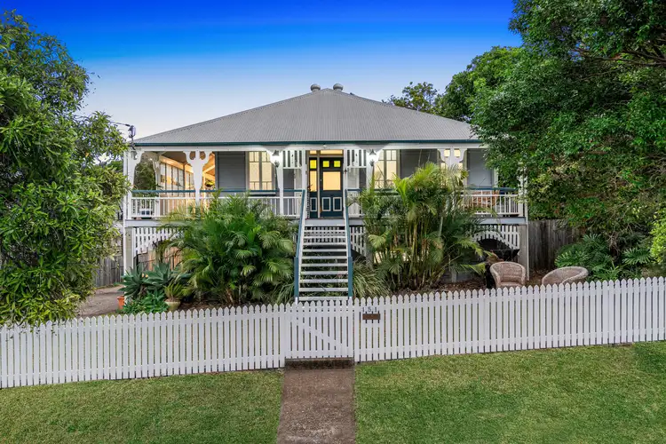 151 Carlton Terrace, Manly QLD 4179