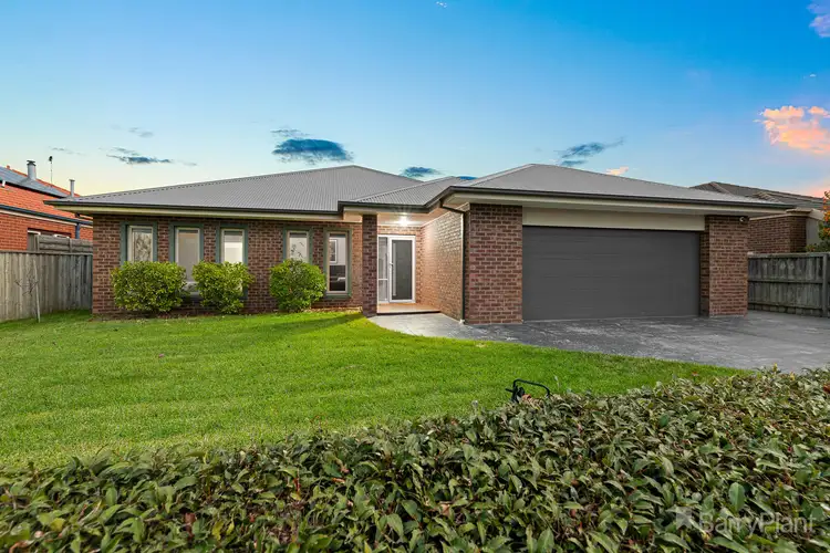 47 Banjo Paterson Drive, Pakenham VIC 3810
