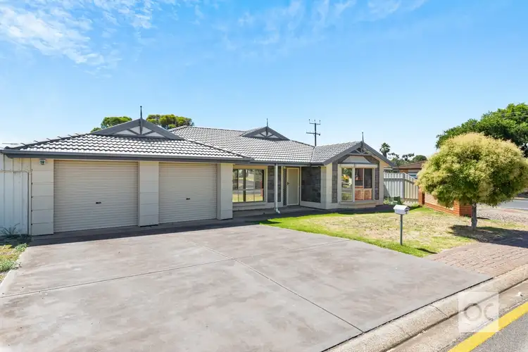 2 Grace Boulevard, Smithfield Plains SA 5114