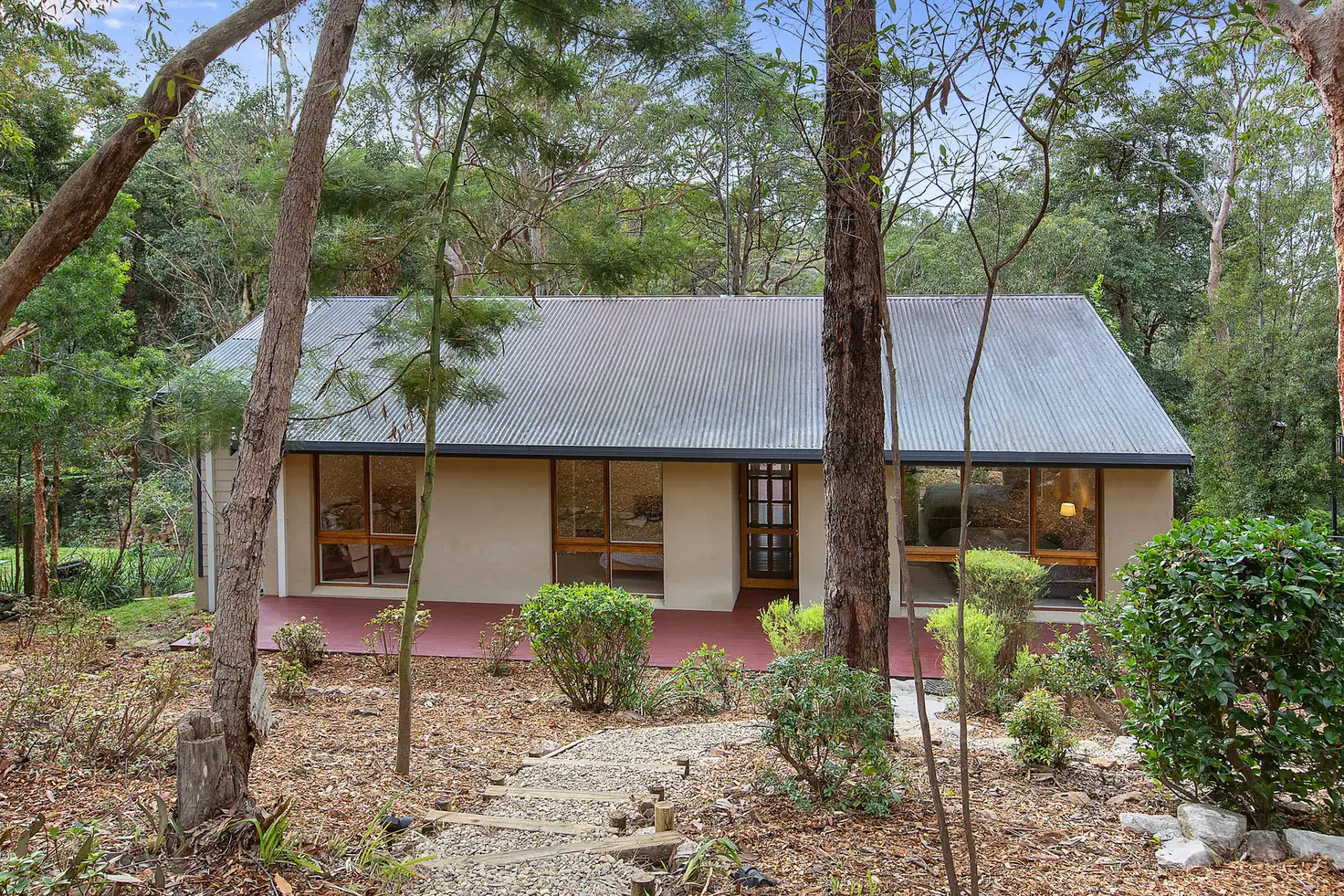 Main view of Homely house listing, 10 Clarinda Avenue, Faulconbridge NSW 2776