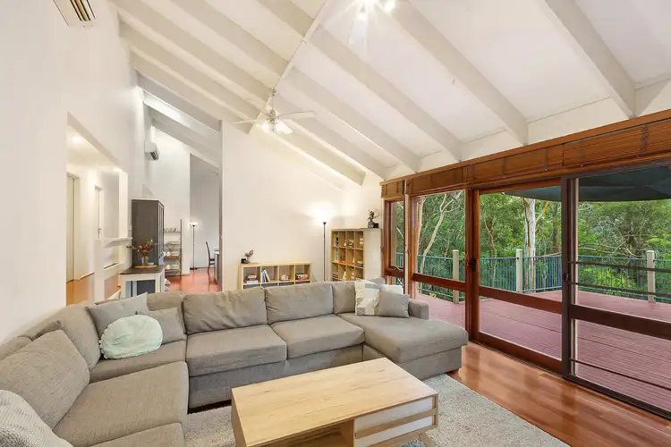 Second view of Homely house listing, 10 Clarinda Avenue, Faulconbridge NSW 2776