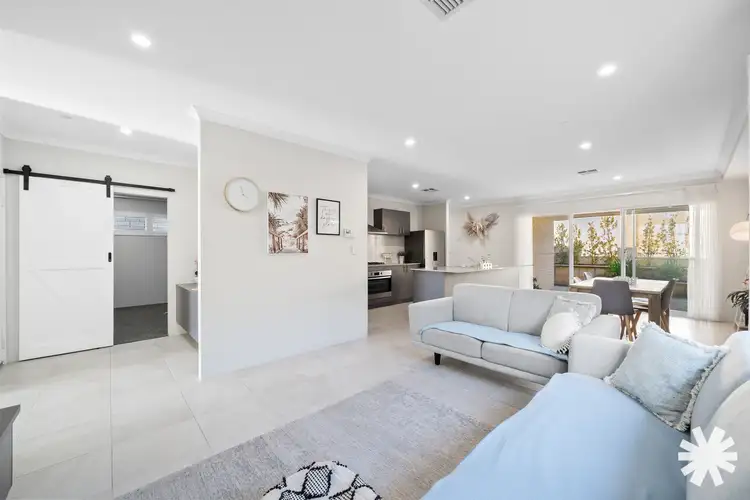 Fifth view of Homely house listing, 19 Cedarleaf, Treeby WA 6164