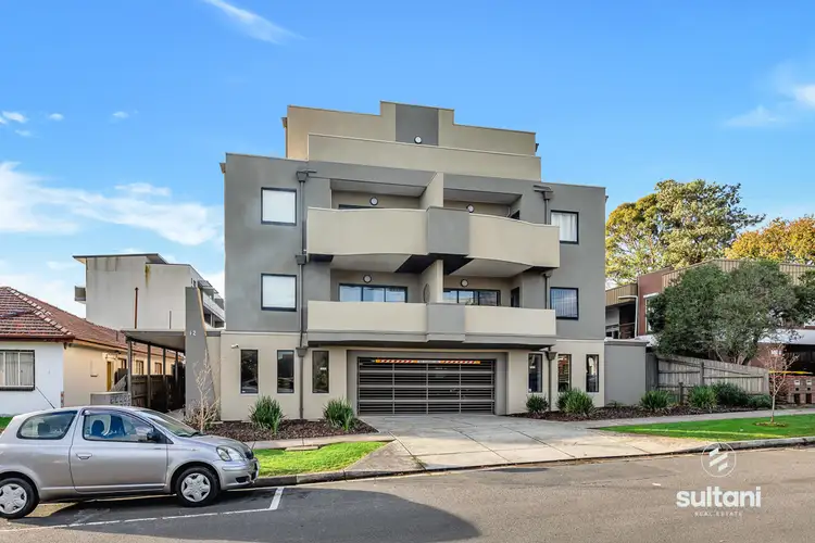 1/12 Hutton Street, Dandenong VIC 3175