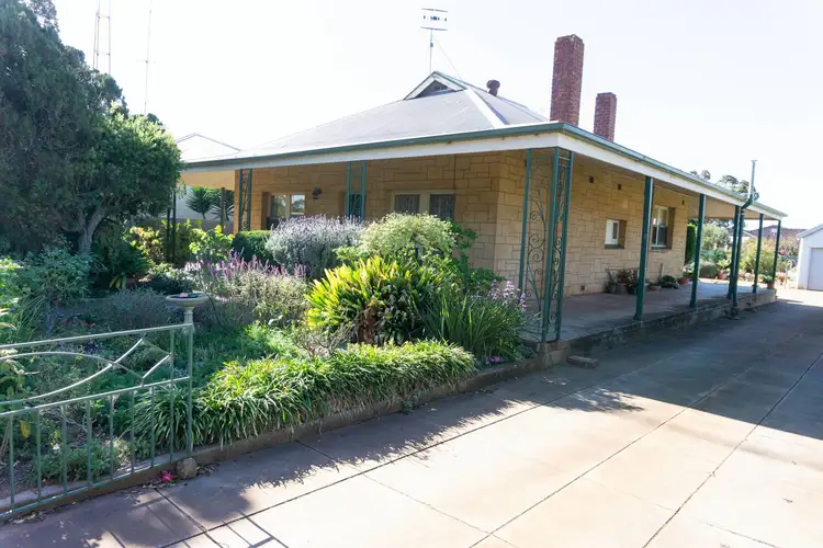 37 West Terrace, Cleve SA 5640