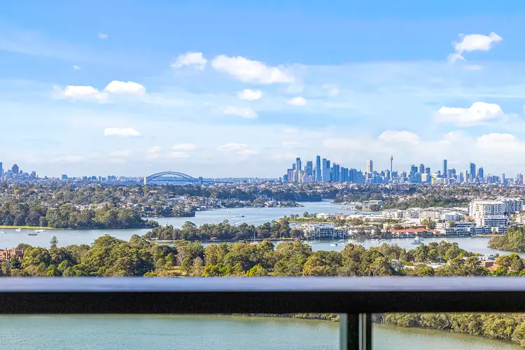 2103/7 Rider Boulevard, Rhodes NSW 2138