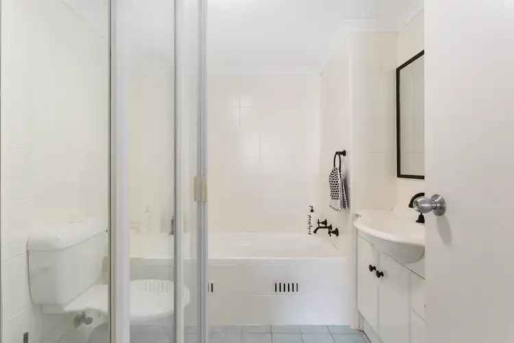 Sixth view of Homely apartment listing, 18/28-34 Leonay Street, Sutherland NSW 2232