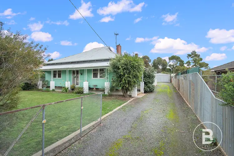 82 Majorca Road, Maryborough VIC 3465