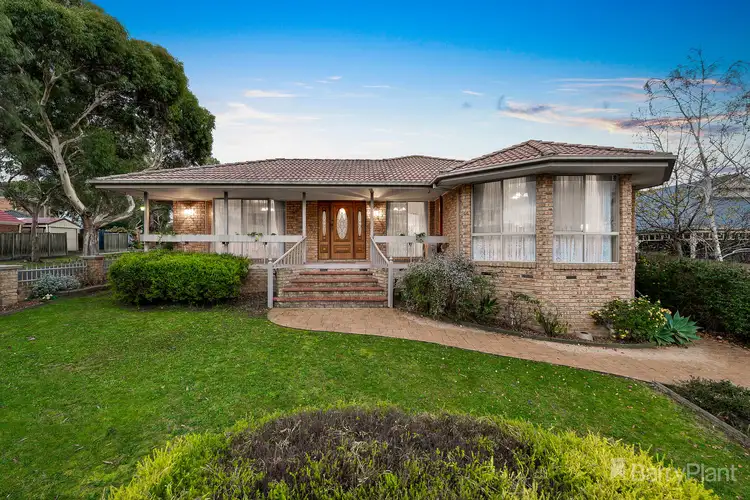 9 Holder Place, Berwick VIC 3806