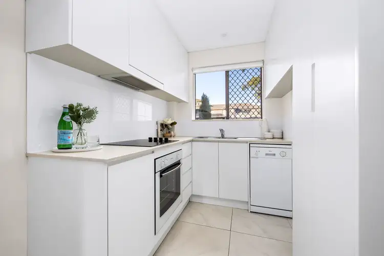 Third view of Homely unit listing, 2/30 Dee Why Parade, Dee Why NSW 2099