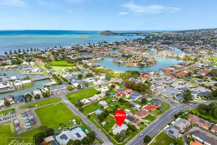 86 Bay Road, Victor Harbor SA 5211
