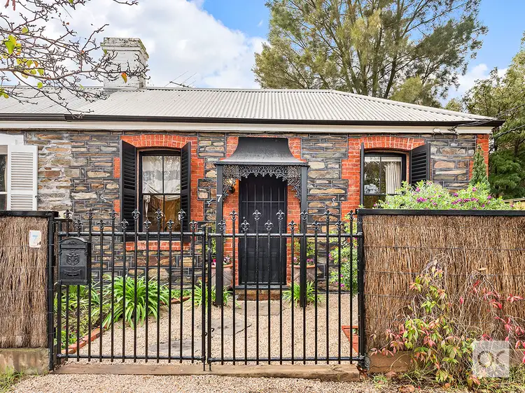7 Rodger Avenue, Leabrook SA 5068