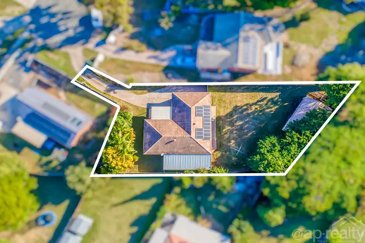 8 Petrie Close, Redbank Plains QLD 4301