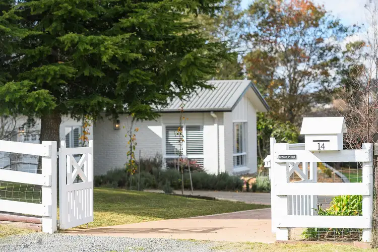 14 Young Road, Moss Vale NSW 2577