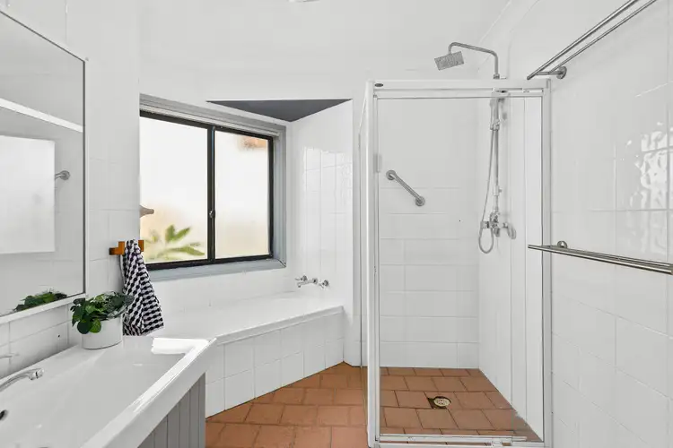 Fourth view of Homely villa listing, 2/6 Matthews Street, Wollongong NSW 2500