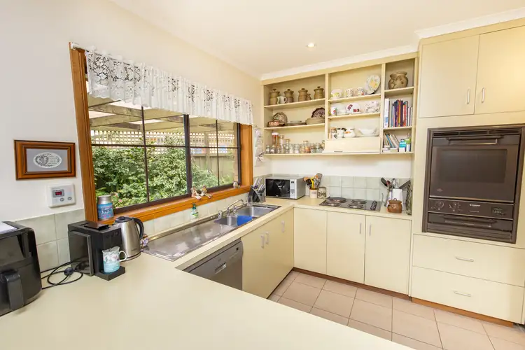 Sixth view of Homely house listing, 3 Adrian Court, Mildura VIC 3500